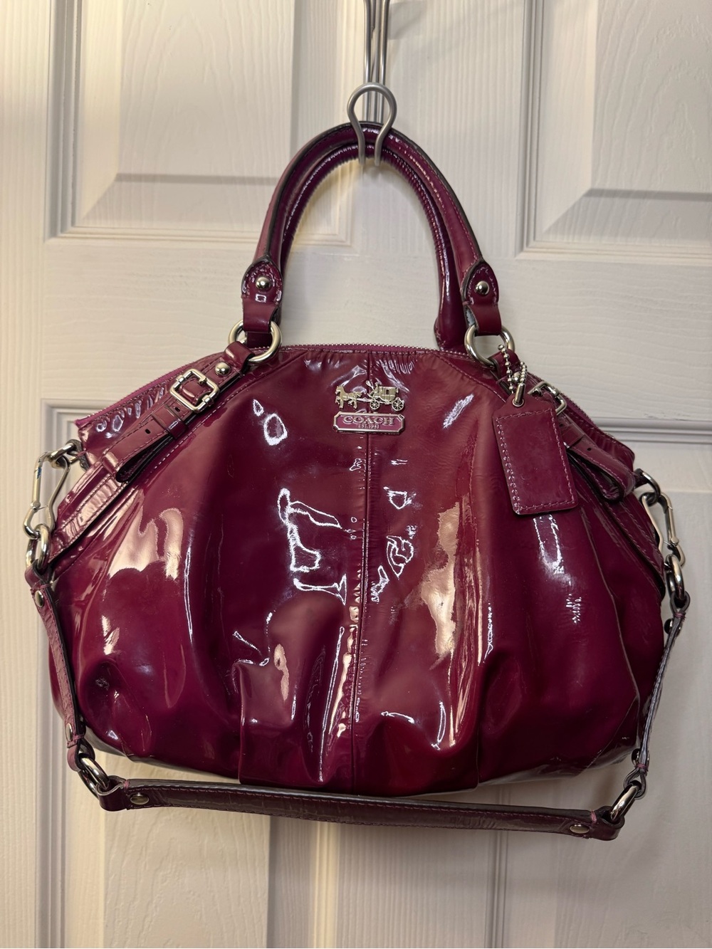 Vintage Coach Glossy Patent Satchel in Berry